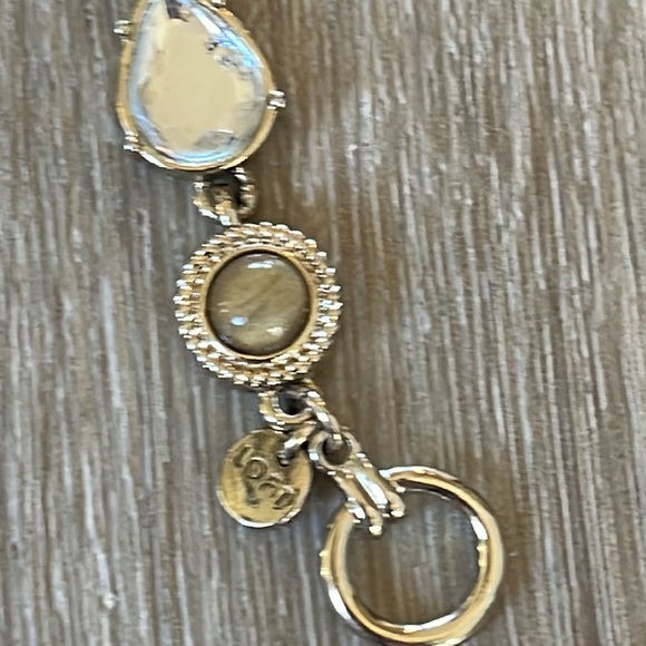 Rhinestone and stone toggle bracelet - Picture 2 of 4